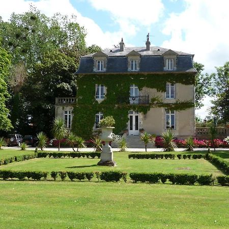 Bed and Breakfast Manoir De La Marjolaine Cabourg Exterior foto