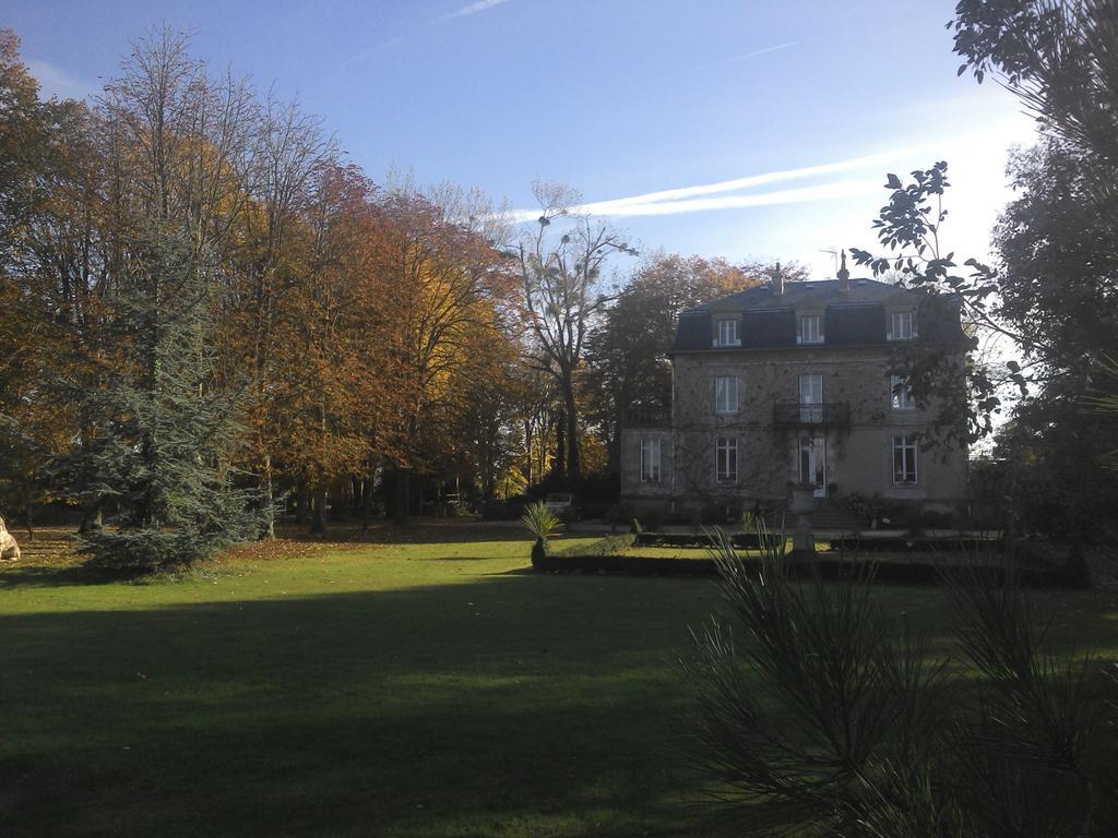 Bed and Breakfast Manoir De La Marjolaine Cabourg Exterior foto